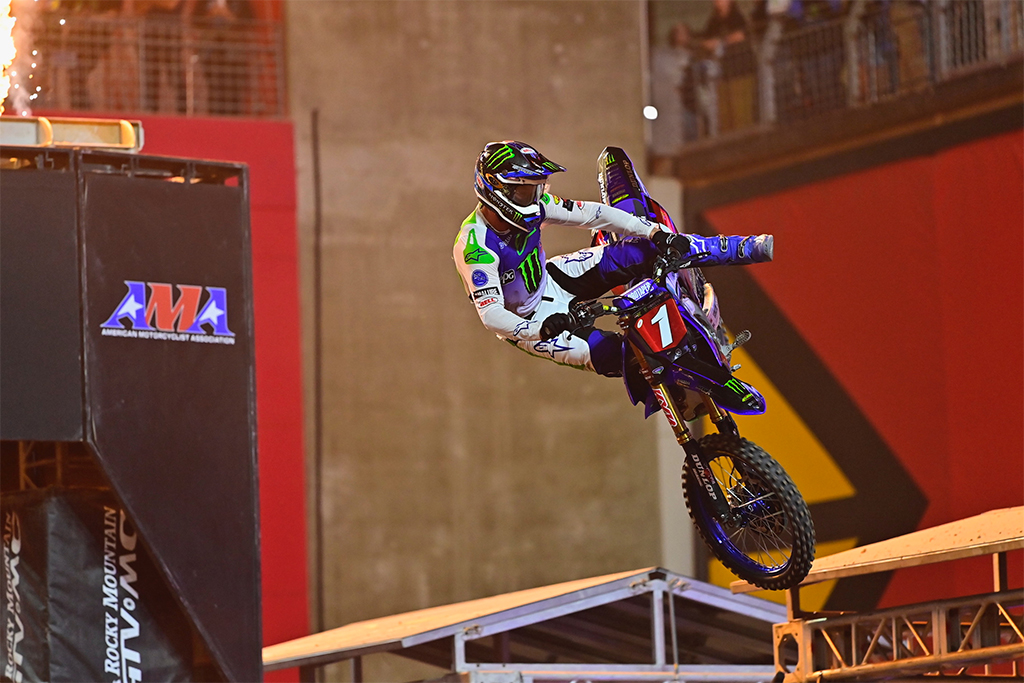 Monster Energy Yamaha Star Racing’s Eli Tomac strengthens his title defense with 51st-career 450 Supercross victory