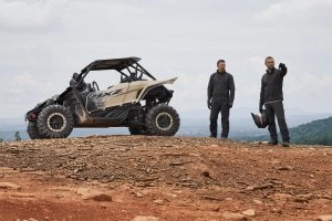 YXZ1000R SS XT-R Lifestyle 2