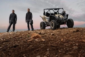 YXZ1000R SS XT-R Lifestyle 3