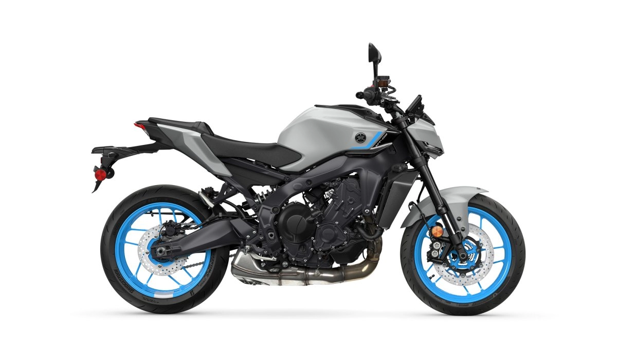 MT-09  Side Profile