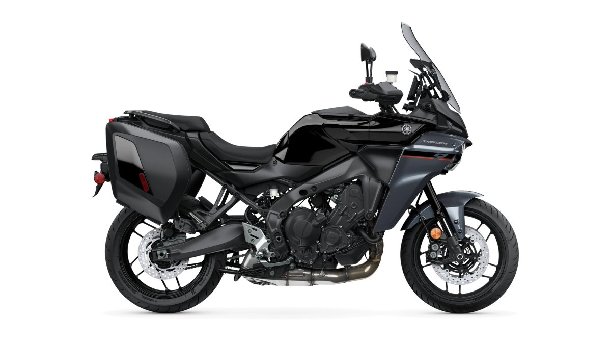 TRACER 9  Side Profile
