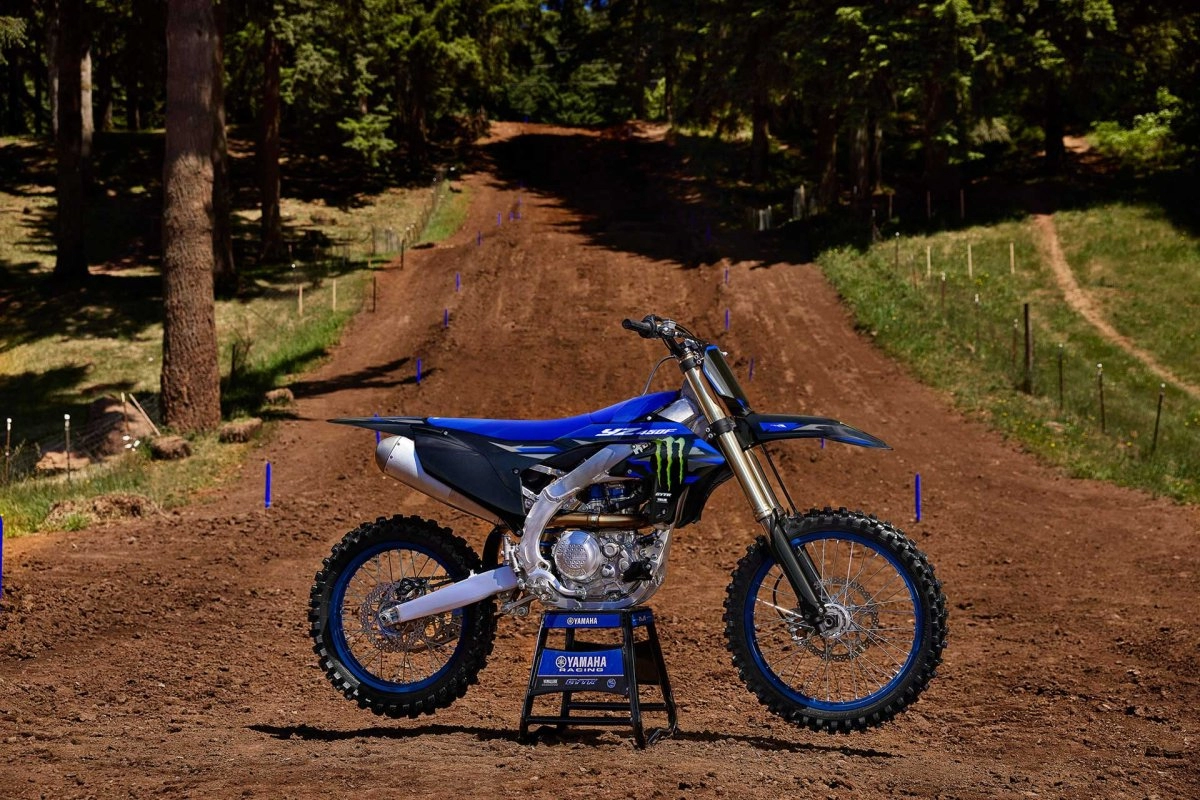 450cc Four-Stroke Engine