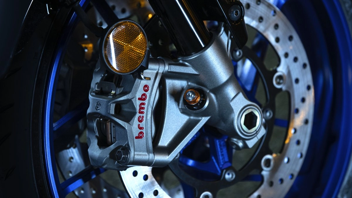 Brembo&reg; Stylema Calipers & Radial Master Cylinder