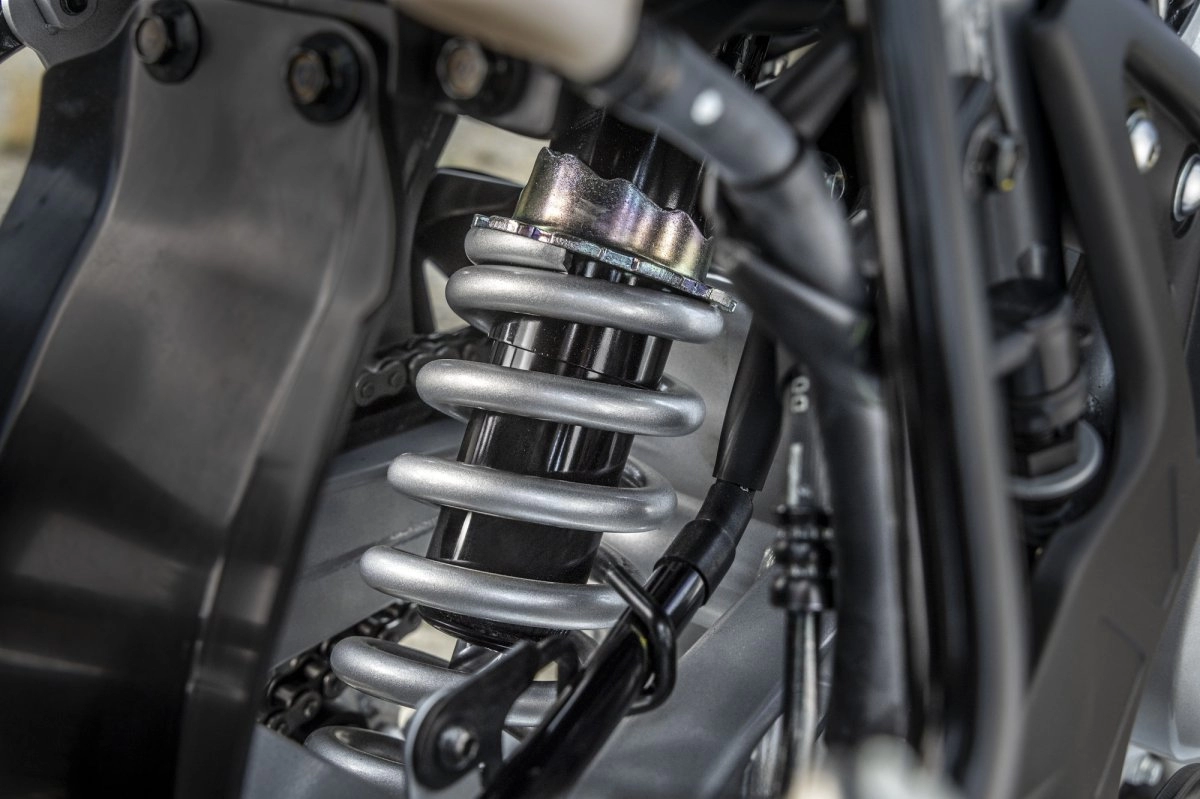 Versatile KYB® Suspension