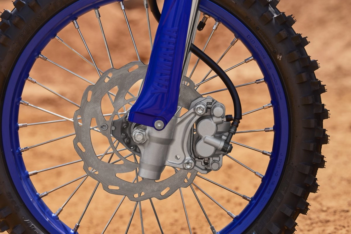Large-Diameter Wave-Style Disc Brakes